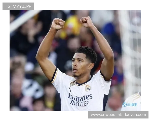 皇马中场视野课：贝林厄姆在训练中反复练习长传精准度