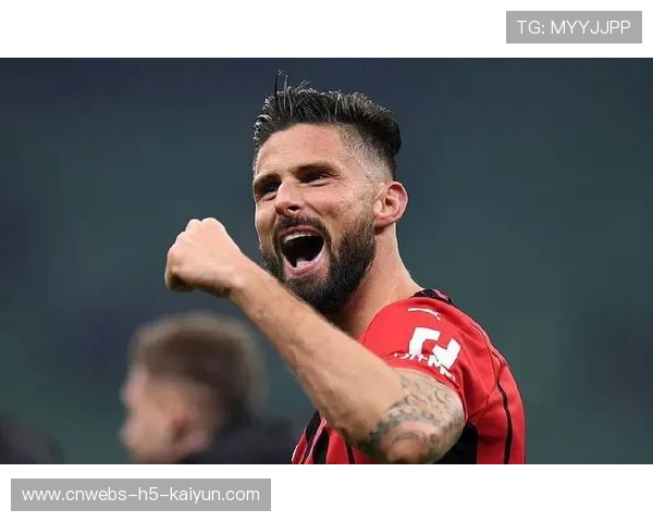 米兰吉鲁头球定位球配合训练强度提升